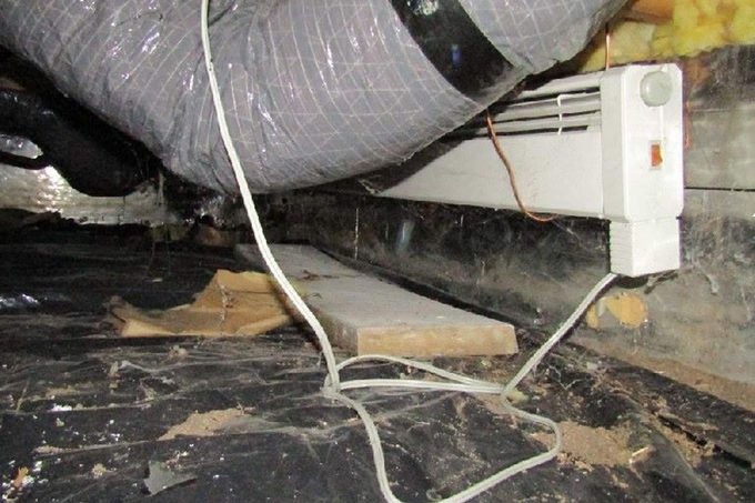 baseboard-heater-in-crawlspace-1200×1200