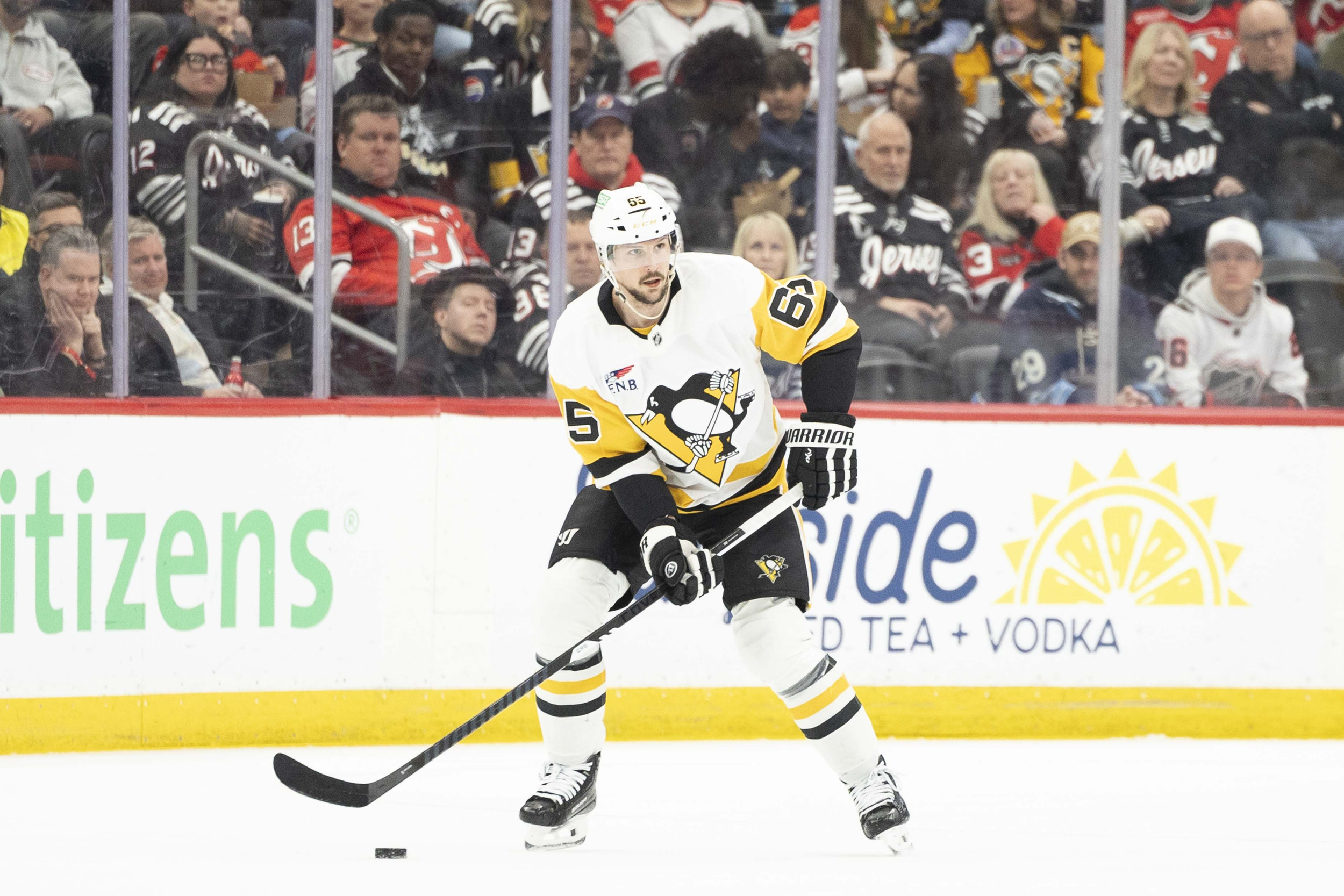 Maple Leafs had Penguins’ star wingers on their radar last offseason