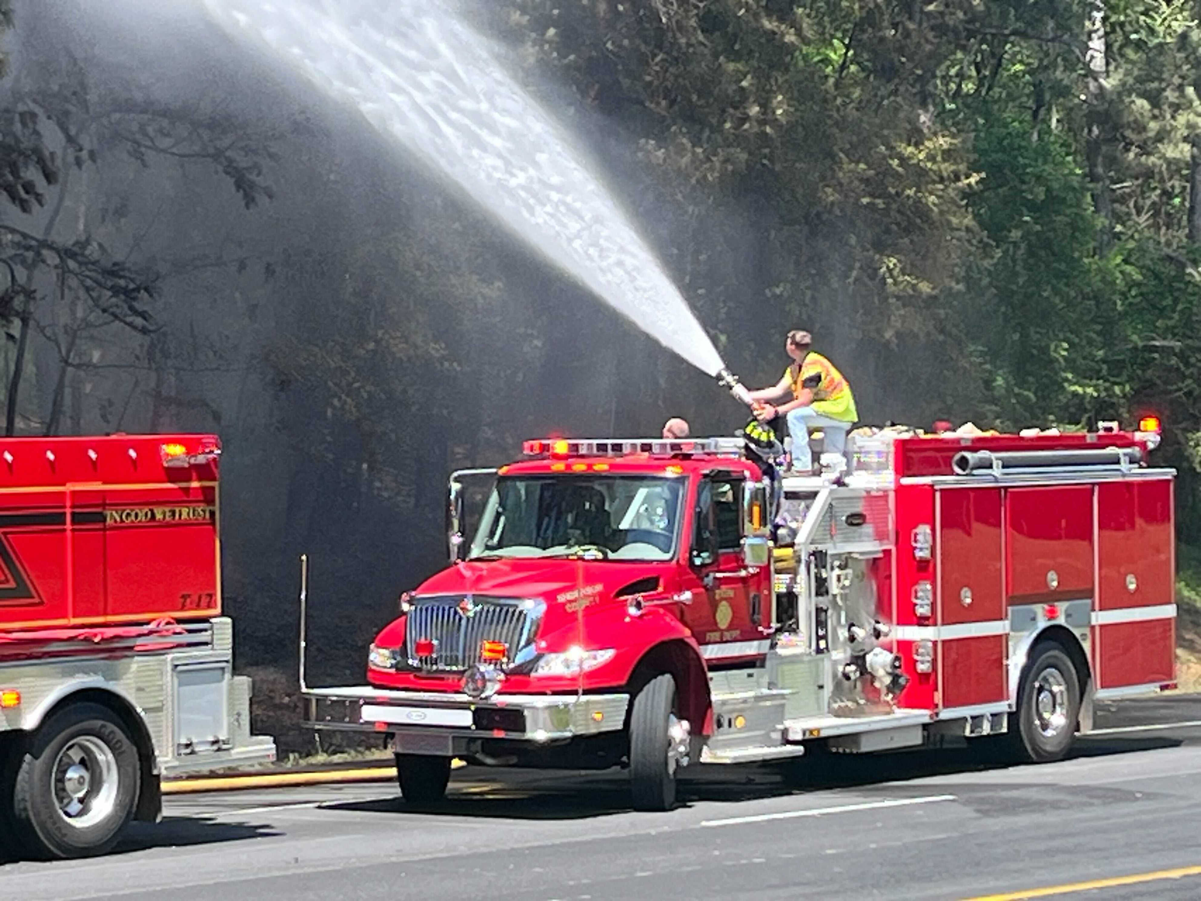 All lanes of I-85 South shut down after vehicle fire in Upstate