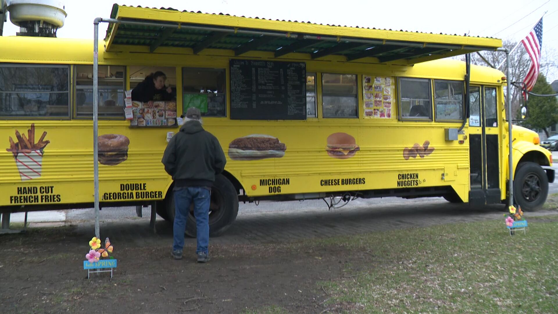Beansie’s bus opens for another season in Burlington