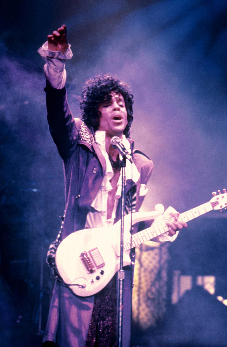 Inside Prince’s bizarre behavior in days before fentanyl overdose, as ...