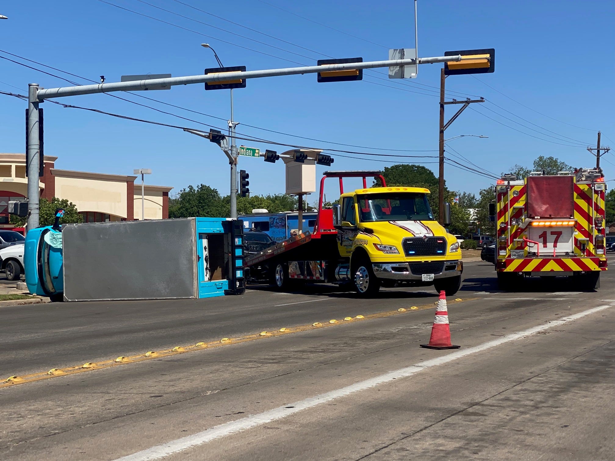Lubbock police offer updates after crash leaves box truck on side
