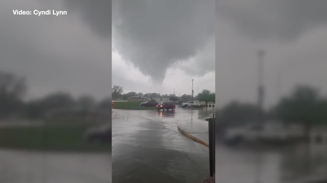 Viewer shares video of people running for shelter in Clinton, Missouri