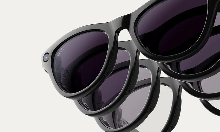 Apple smart glasses might avoid the creepy reputation of Meta Ray-Bans ...