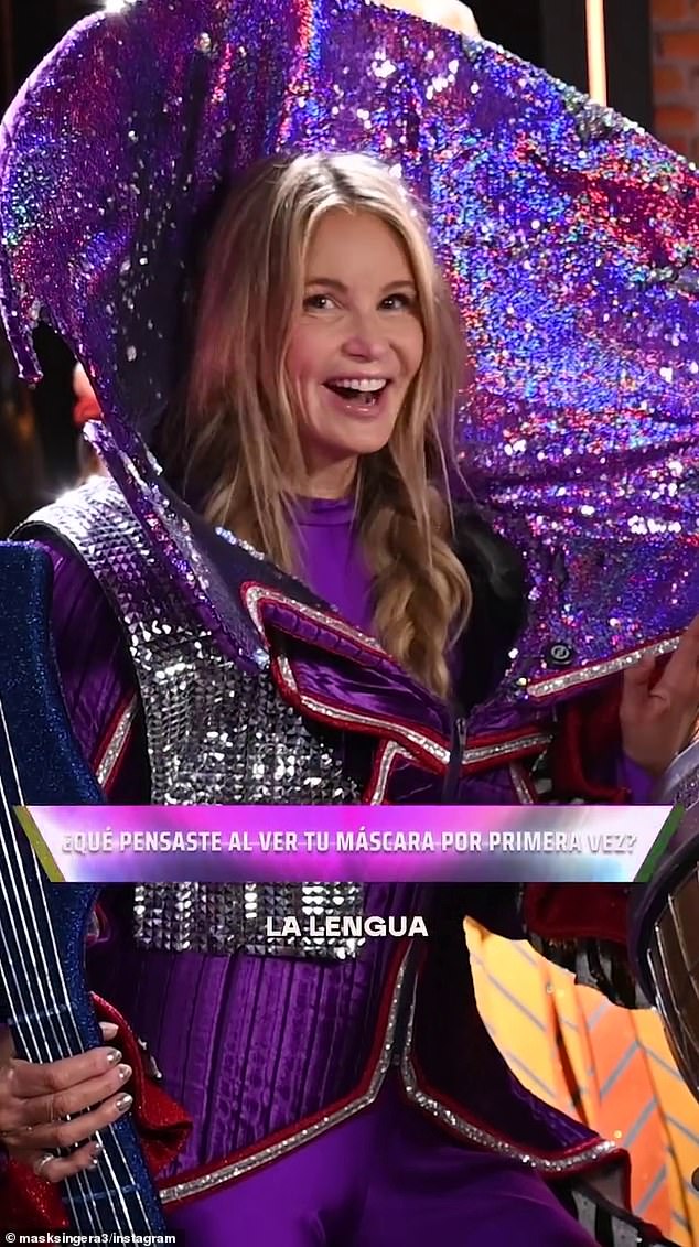 Who knew she could sing? Elle Macpherson's secret talent revealed on ...