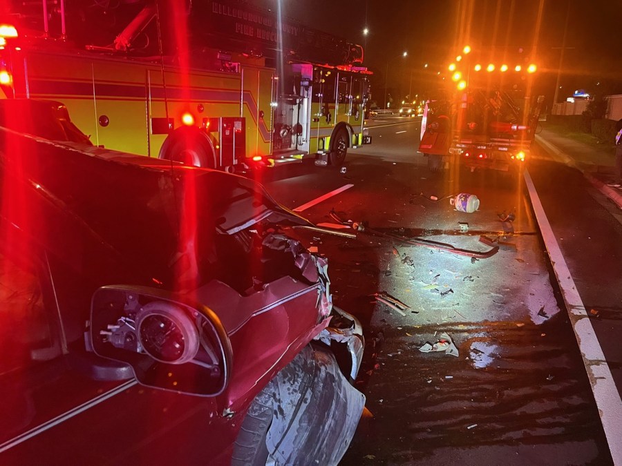 2 workers injured after driver smashes into their truck in Hillsborough ...
