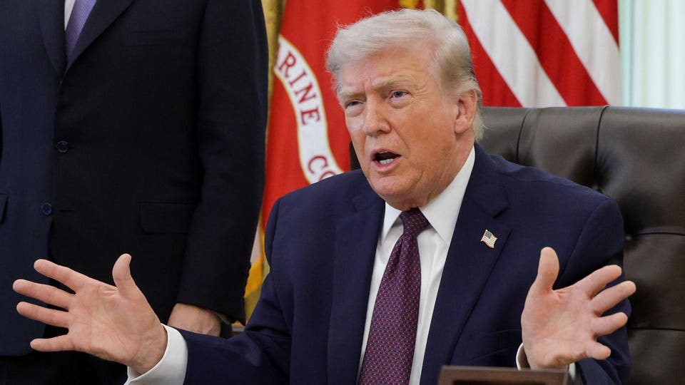 Trump is ‘working nonstop,’ White House claims—as he keeps low profile in DC this weekend<br><br>