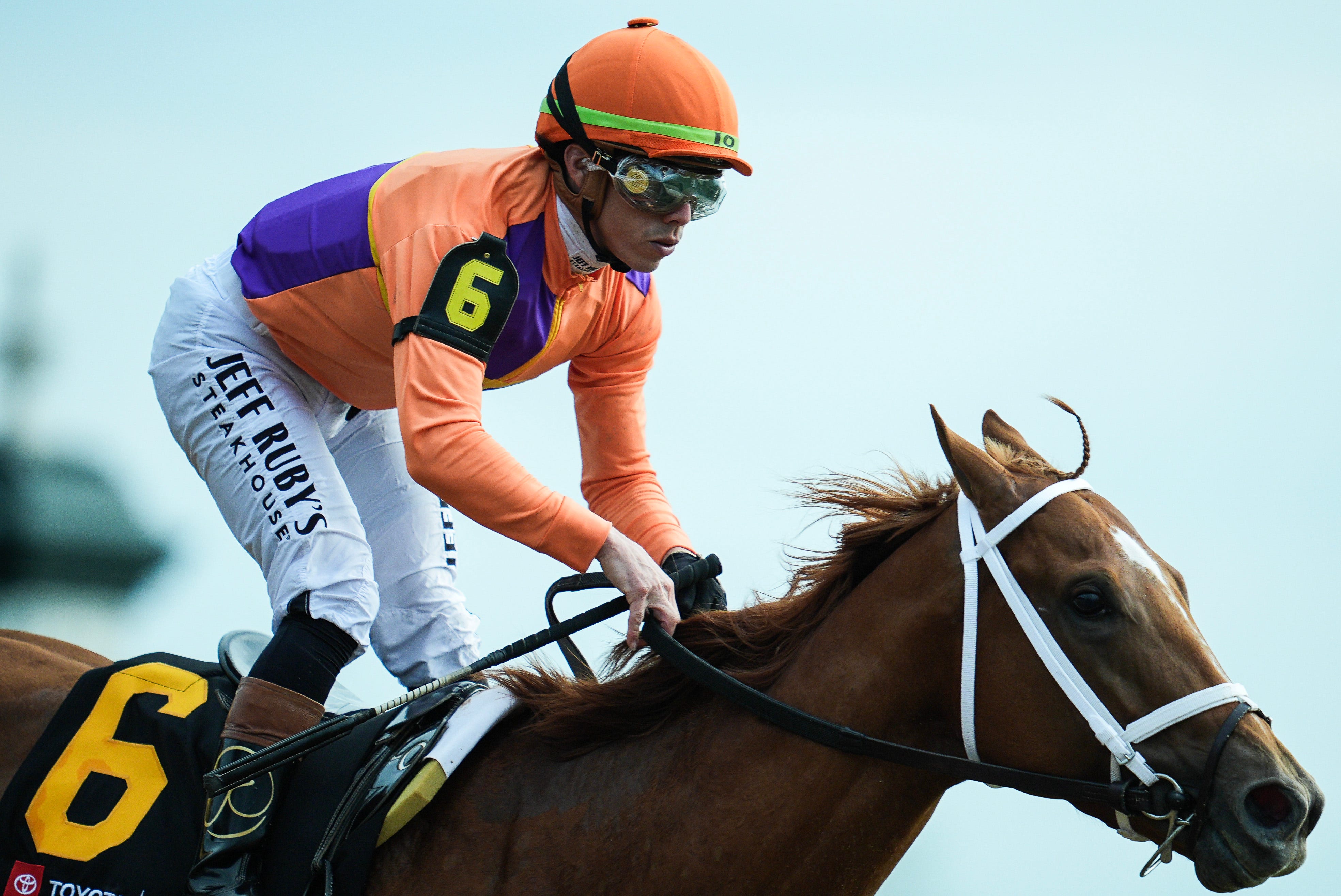 Who are Kentucky Derby favorites? New Churchill Downs oddsmaker shares