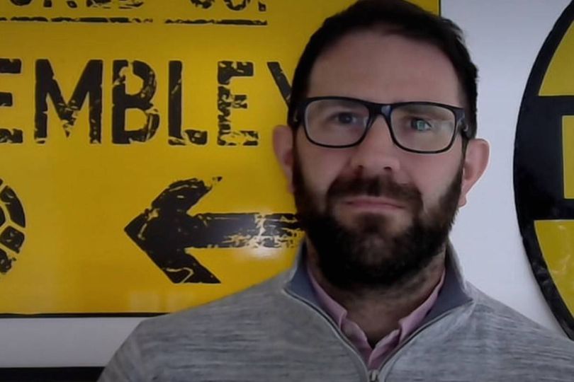 BBC Breakfast host distracted by guest's signs in background during segment