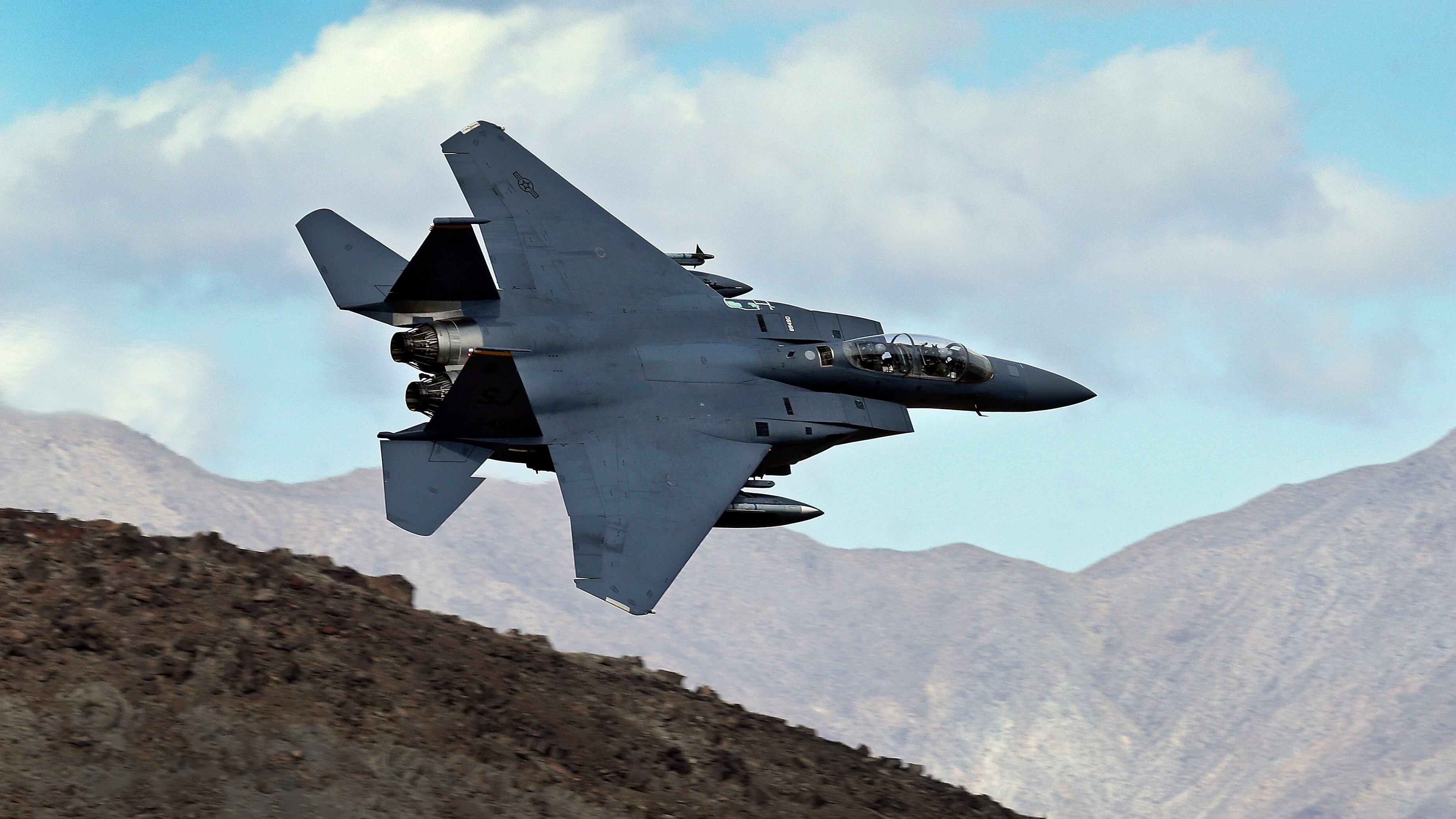 US military rescues downed F-15 pilot in high-risk Iran mission