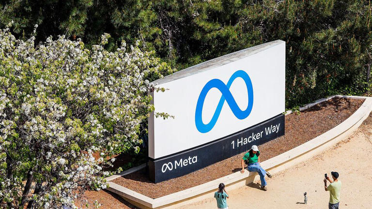 Zuckerberg's Meta reportedly pauses work with Mercor after $10 billion ...