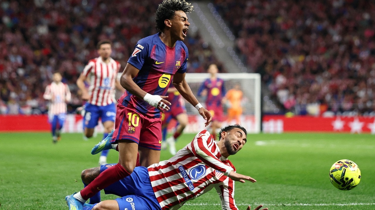 Image for Simeone slams VAR calls in Barcelona's controversial win vs Atletico Madrid