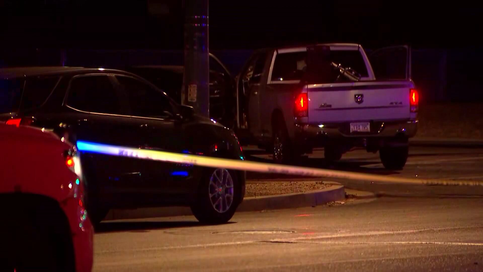4 women, 1 child hospitalized after crash in south Phoenix