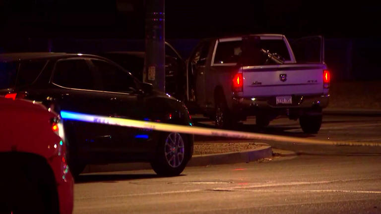 4 women, 1 child hospitalized after crash in south Phoenix
