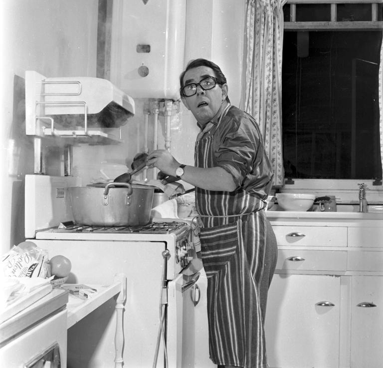 Edinburgh retro: 23 brilliant photos of theatre life in the 1950s and ...