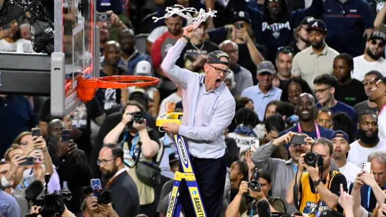 UConn record in national championship games: Huskies look to pass North