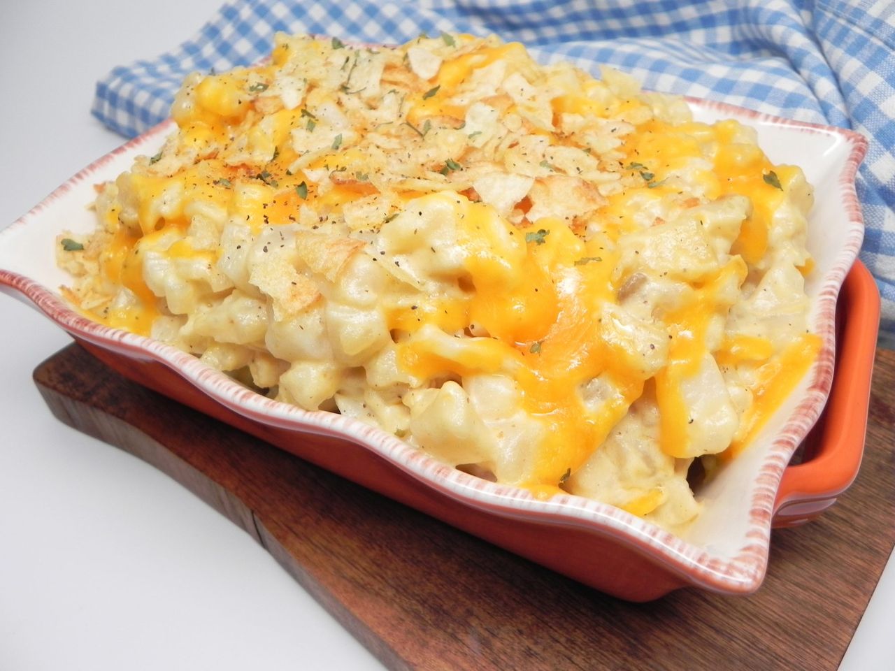 8799896-slow-cooker-funeral-potatoes-hash-brown-casserole-photo-by-soup-loving-nicole