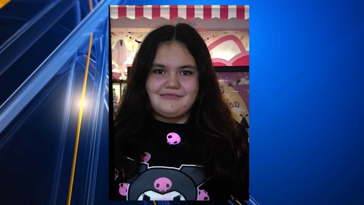 El Paso police ask for help in finding missing teen girl