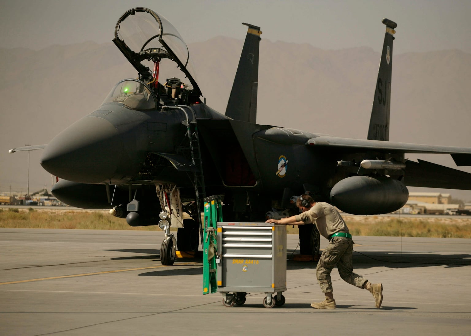 Missing US aviator rescued after Iran shoots down fighter jet