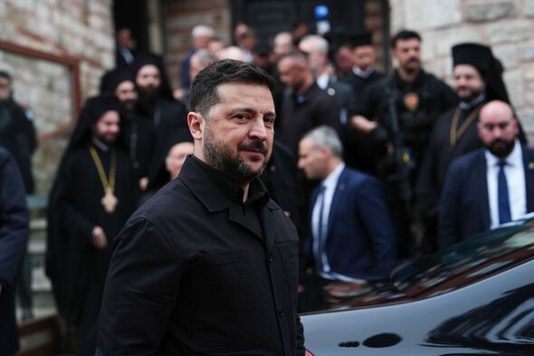 Zelensky challenges Putin to face-to-face talks as war rages on