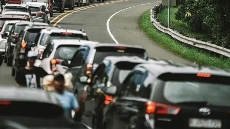 Road users urged to prepare for heavy traffic and unpredictable weather ...