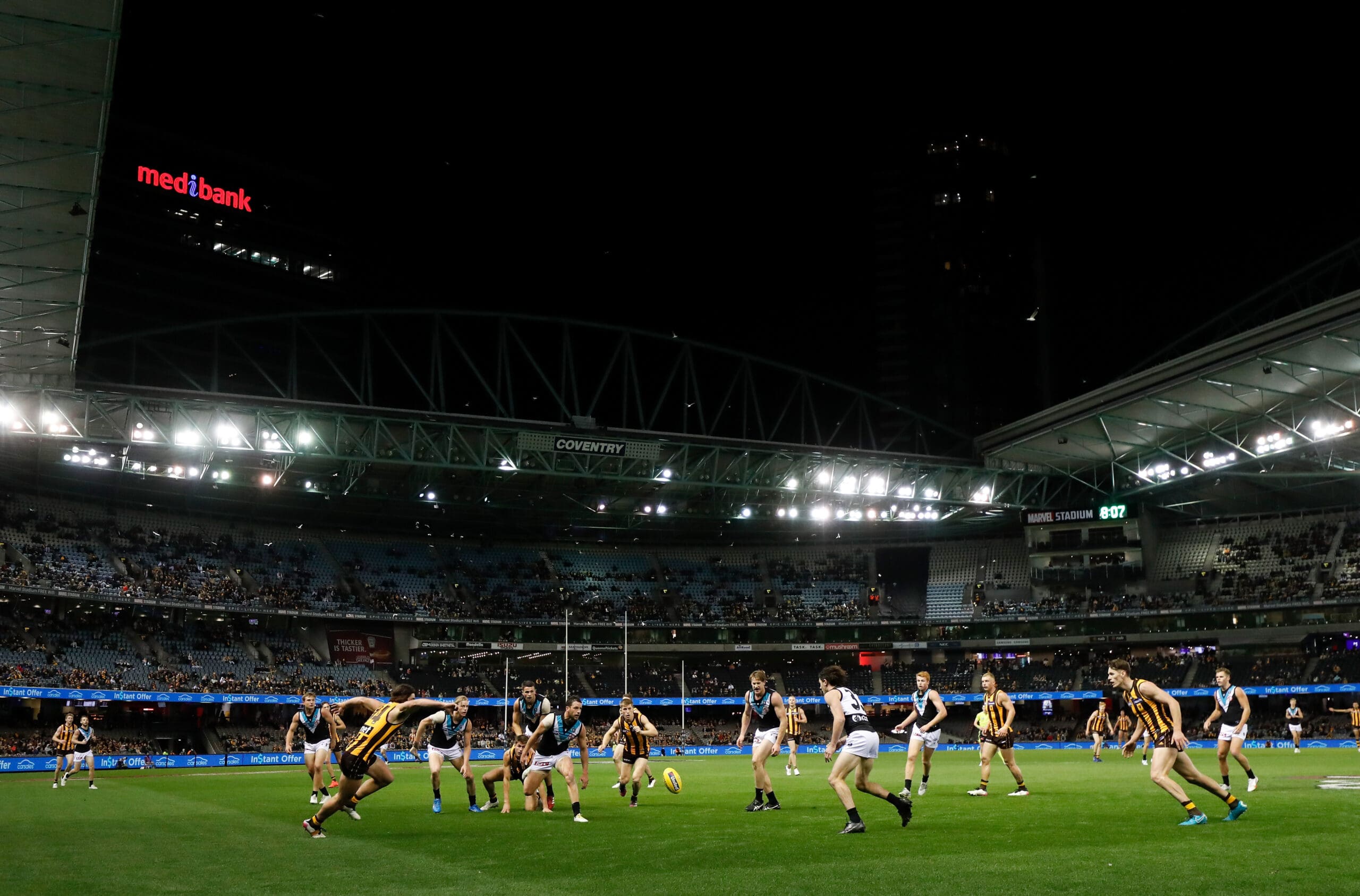 Marvel Stadium roof to be open for Sunday night footy