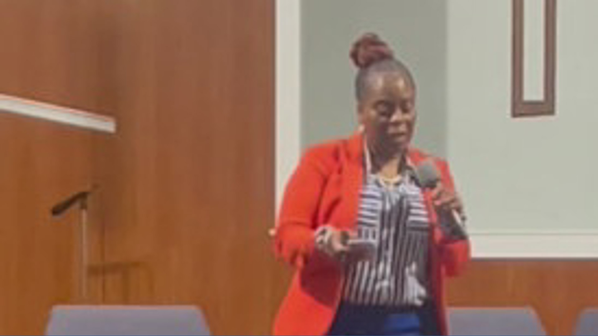 Missouri Rep. Kem Smith opens gun violence prevention forum in St ...