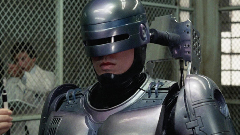 RoboCop star Peter Weller won't watch the sci-fi classic again for an ...