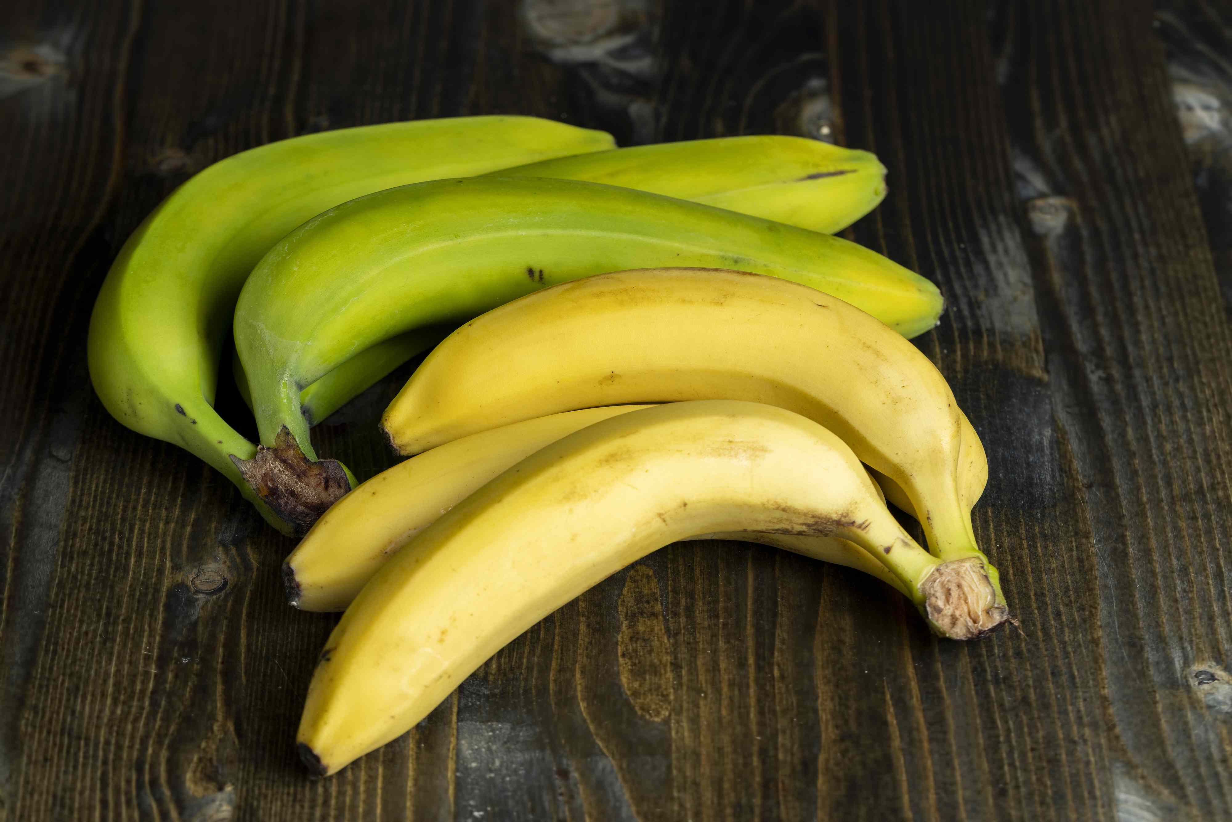 Green banana vs. yellow banana: Which one is better for fiber and blood ...