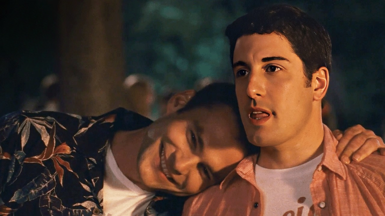 The gang's first party back together | American Reunion