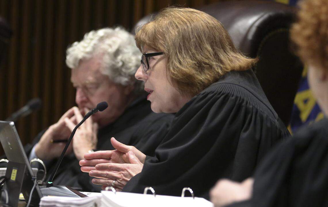 Former Kansas Supreme Court justice dies