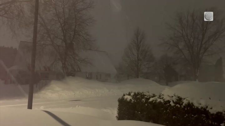 Howling winds and heavy snow in late-season storm