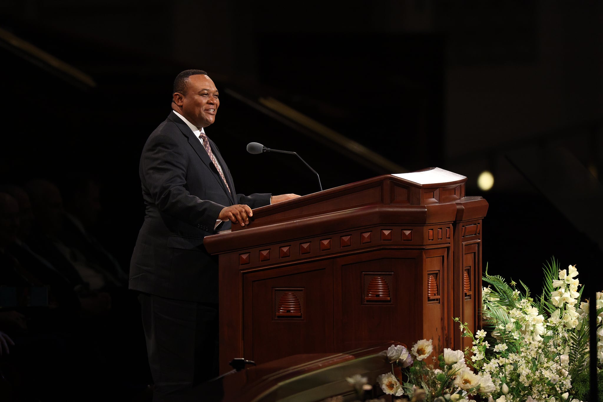 Full summary of Sunday’s LDS General Conference: Oaks urges fairness ...