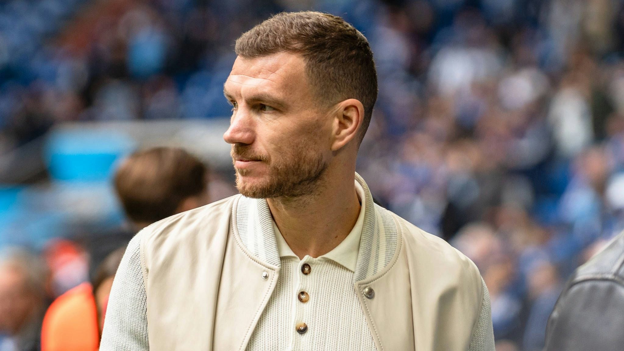 Ärzte haben gesagt... - Dzeko gibt Verletzungs-Update