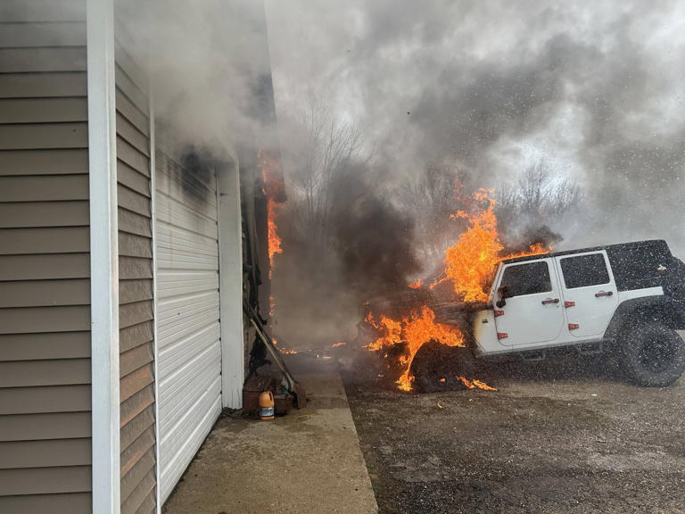 No injuries reported after large garage fire in Lindenwood