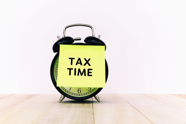 Here's what happens if you file taxes late or pay your taxes late