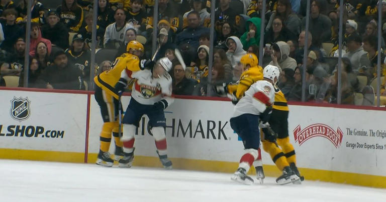 Parker Wotherspoon snaps and sucker punches Matthew Tkachuk