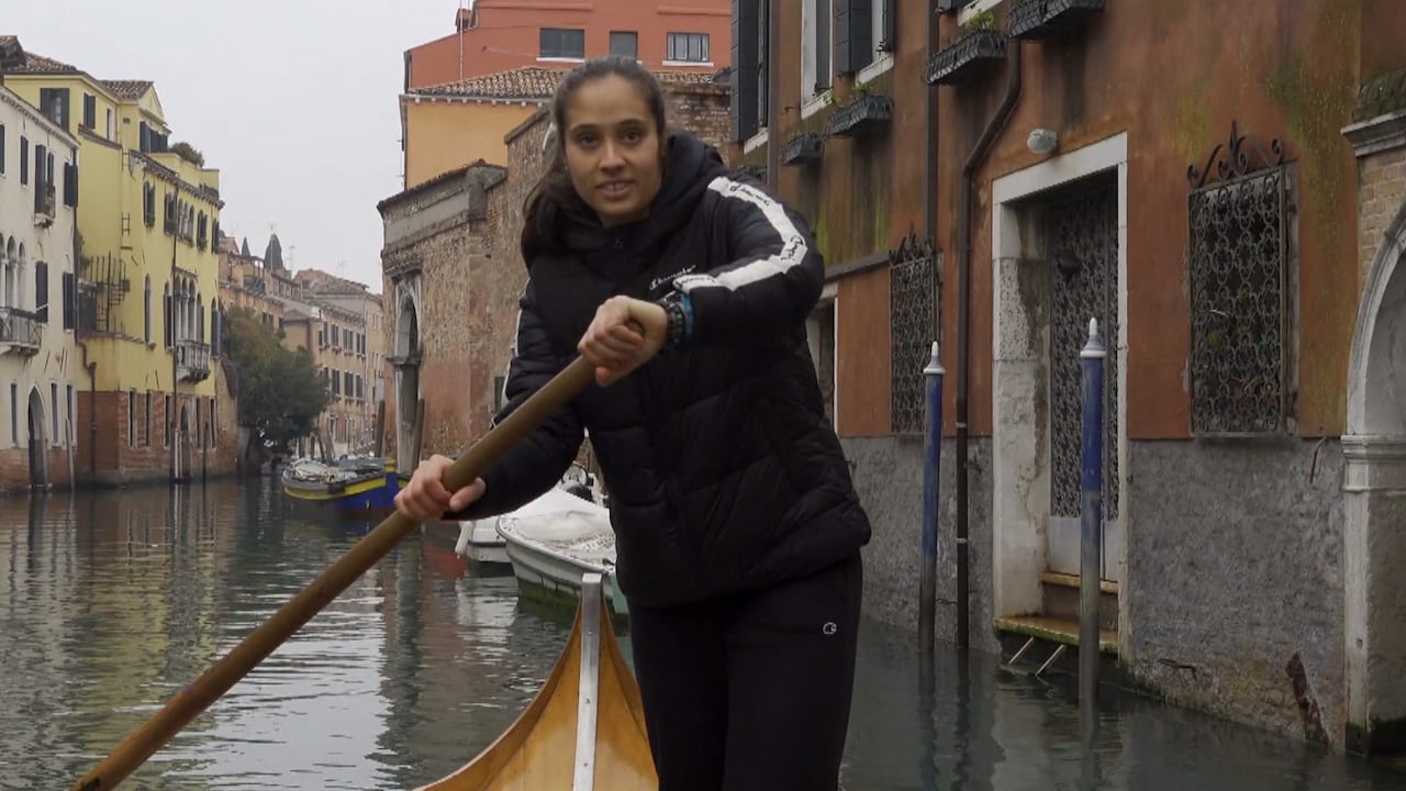 Generations of women keep traditional rowing alive in Venice