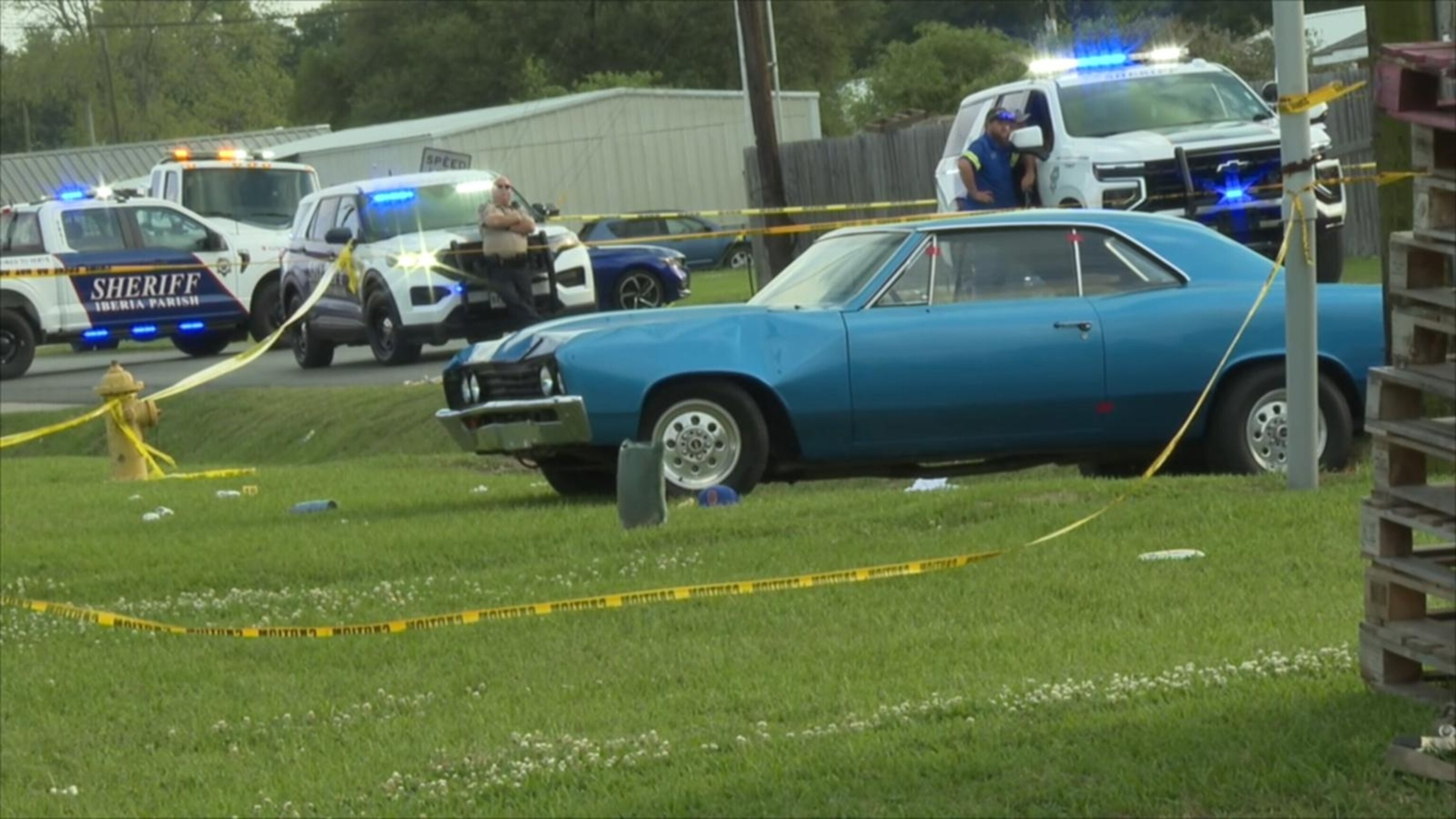 15 injured at Louisiana parade after driver plows into crowd