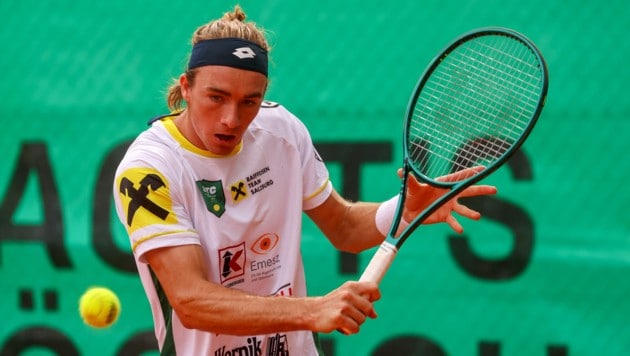 Endlich! Tennis-Ass Neumayer feiert Turniersieg