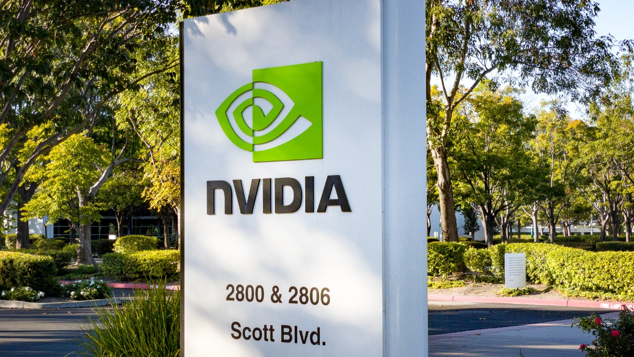 Nvidia demos neural texture compression, claiming 85% less VRAM use