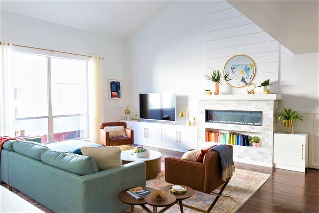 Clean and Organized Living Room Makeover