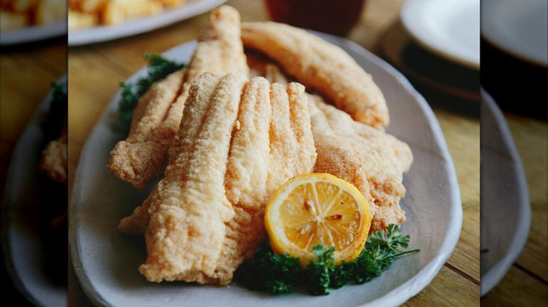 You can still eat at one of the oldest catfish restaurants in the US in ...