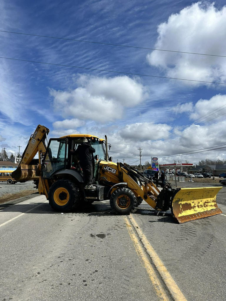 NS premier blasts First Nation highway blockades, calls for RCMP to be ...