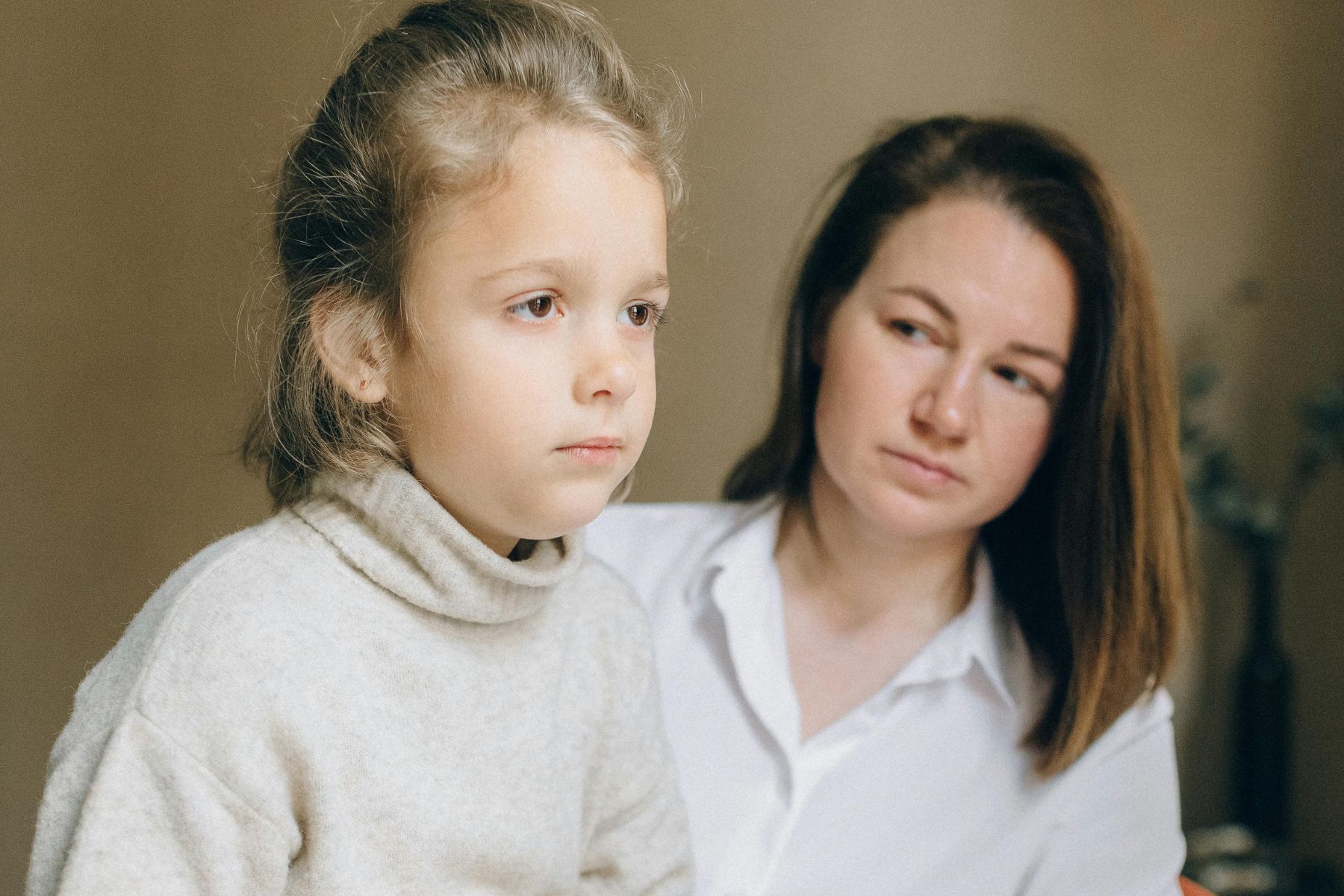 10 things kids notice when you are emotionally distant