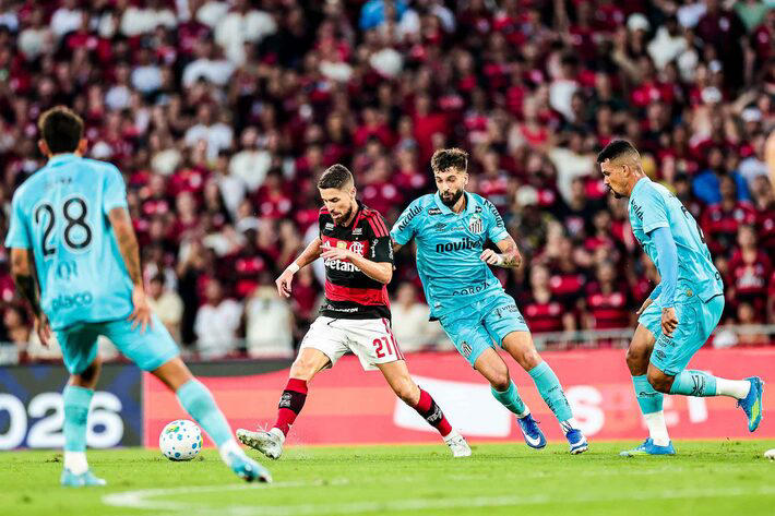Flamengo e Santos se enfrentaram no Maracanã Foto: Gilvan de Souza/Flamengo