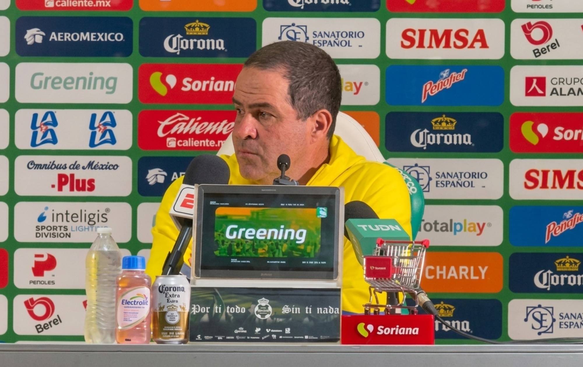 ¿Vestidor roto? La fuerte confesión de Jardine tras empate del América