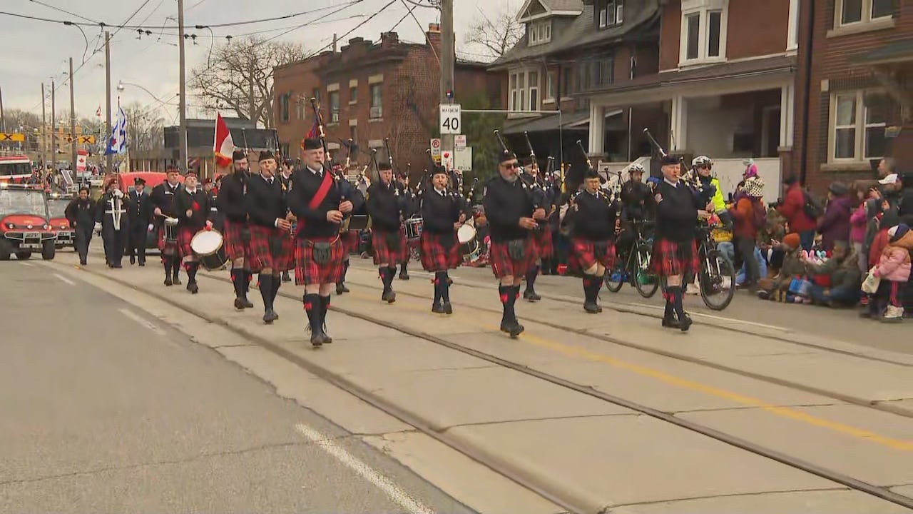 60th annual Beaches Lions Club Easter Parade takes to Toronto streets