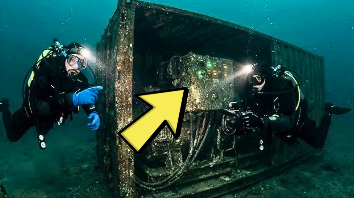 The sunken container ship's dark secret, divers discovered it and ...