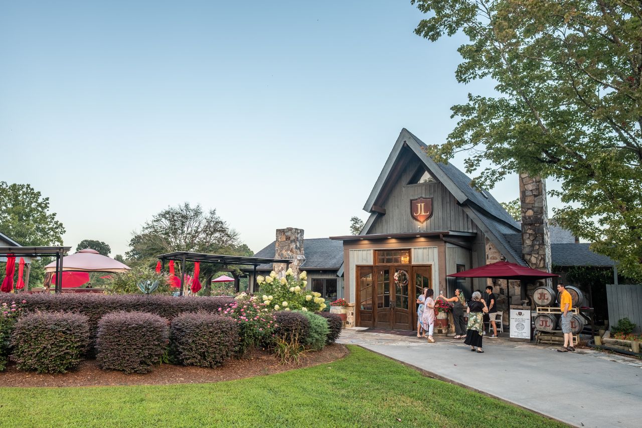 JOLO Winery and Vineyards